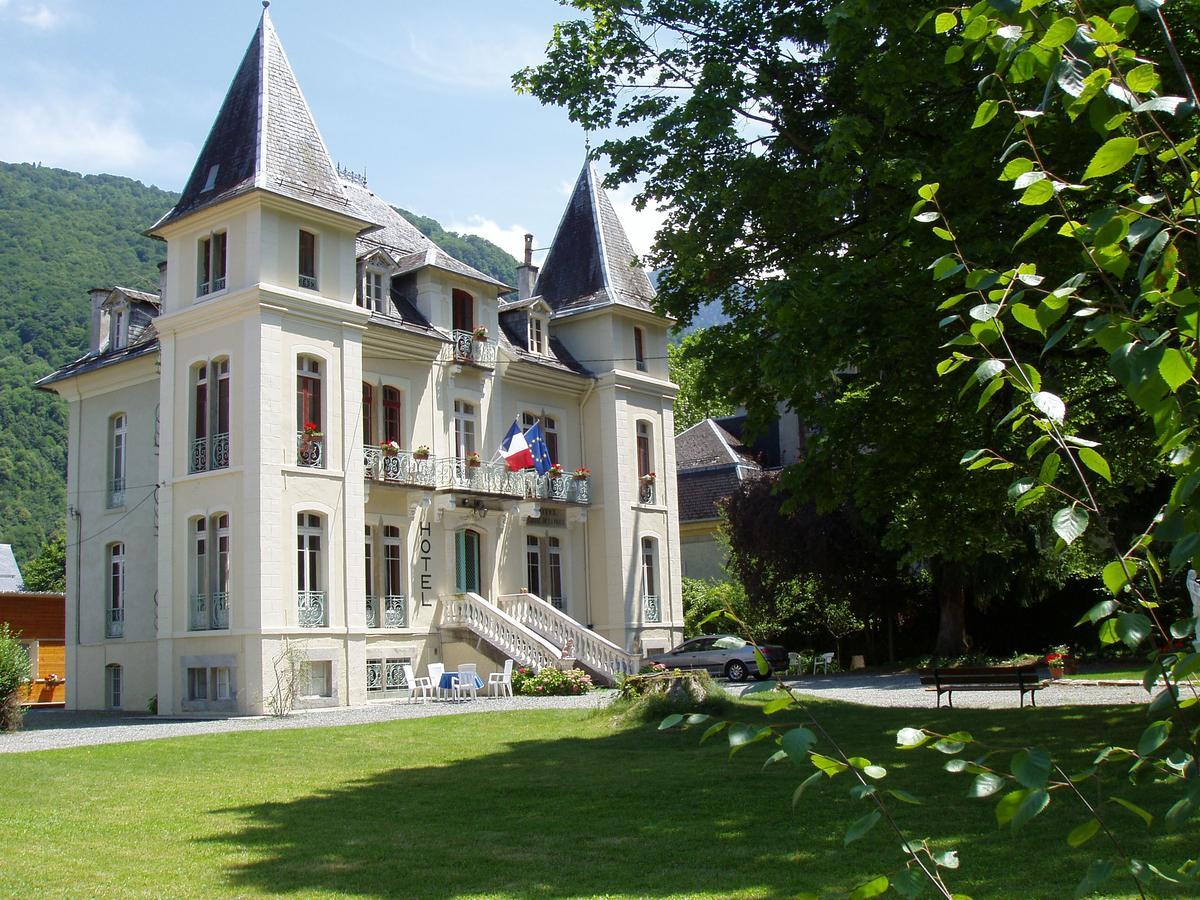 Castel De La Pique Bed & Breakfast Bagneres-de-Luchon Exterior photo